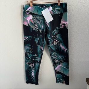 NWT Fabletics Powerhold Oabr Leaf Green Pink Active Pants Medium